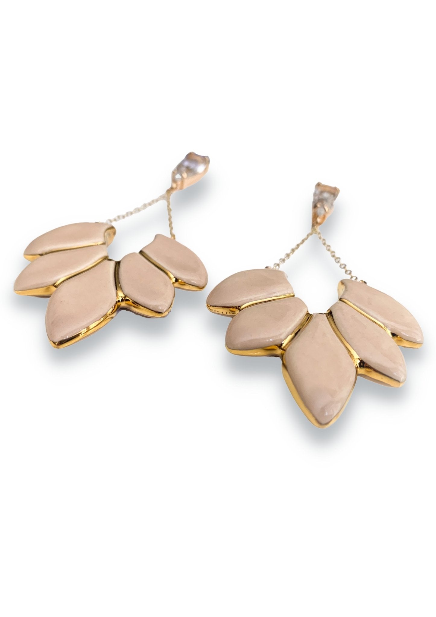 veuve-statement-earring-blush-susan-gordon-accessories-jewelry-earrings-georgia-kate