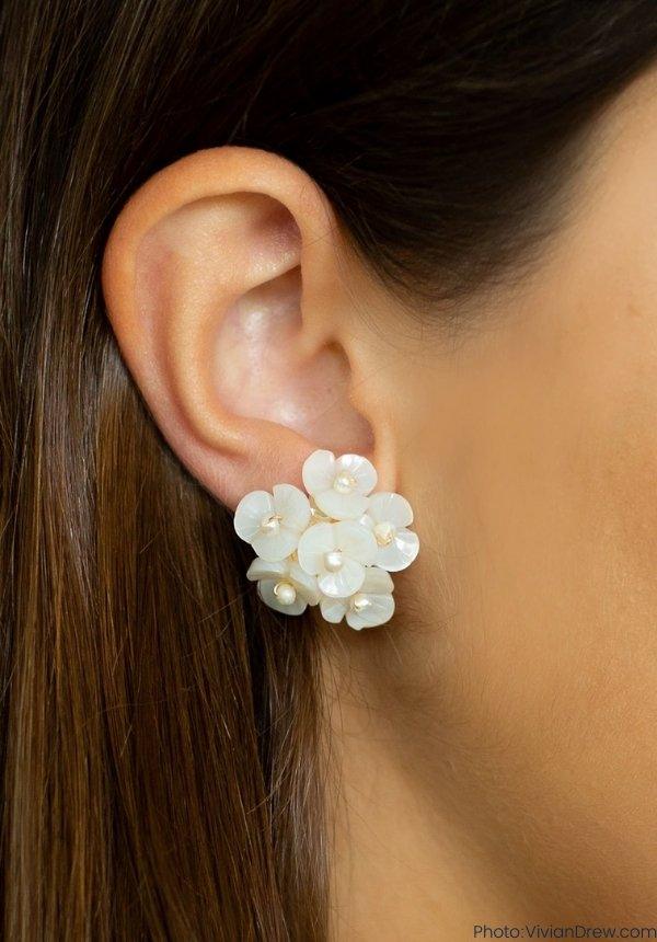 georgia-kate-boutique-pearl-bouquet-stud-earring-earrings