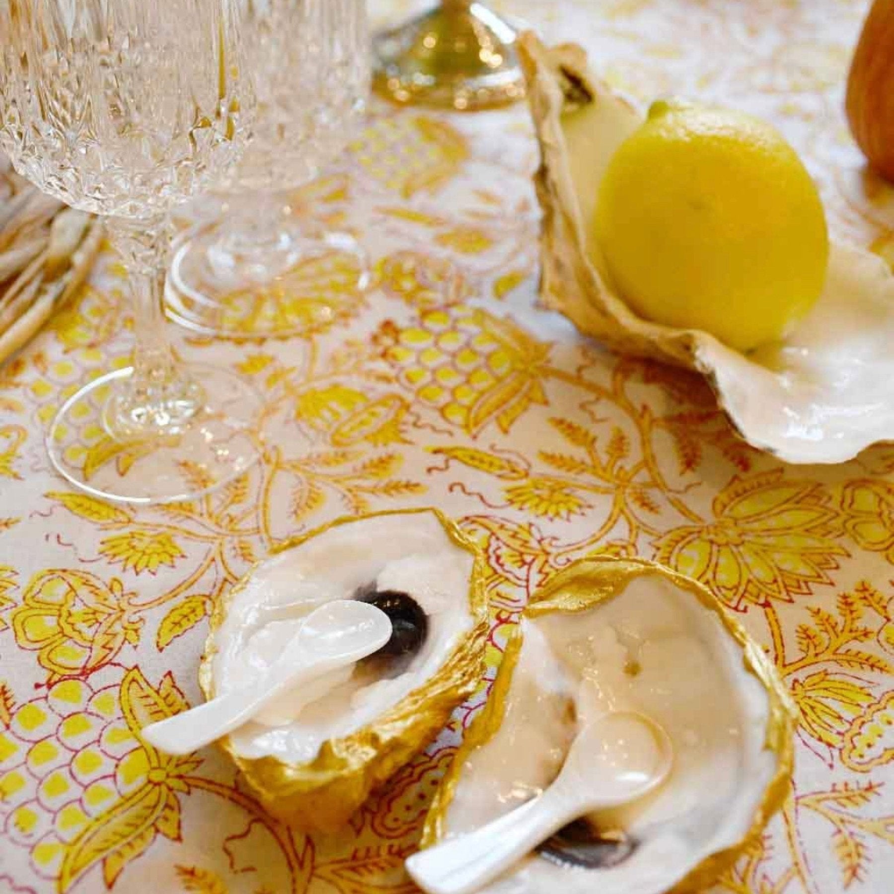 lemon-sun-botanical-toile-tablecloth-tablecloths-georgia-kate